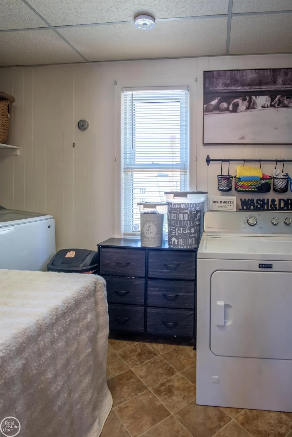 27547 Brinker Street Roseville City, MI 48066