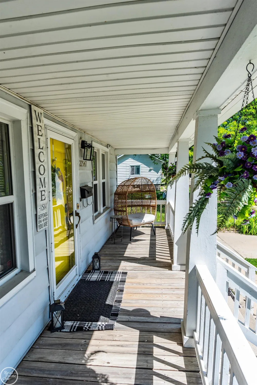 27547 Brinker Street Roseville City, MI 48066