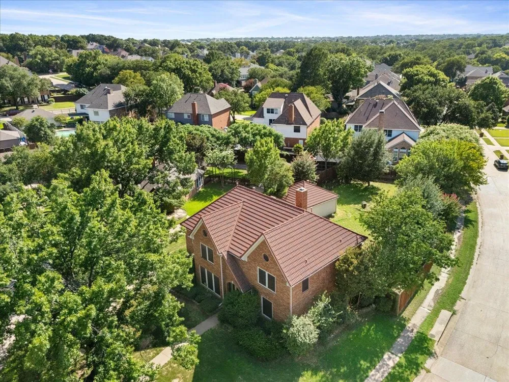 2400 Silverthorne Court Highland Village, TX 75077
