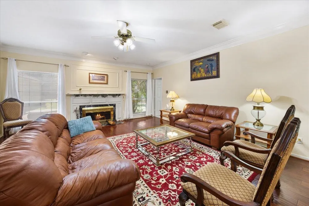 2400 Silverthorne Court Highland Village, TX 75077
