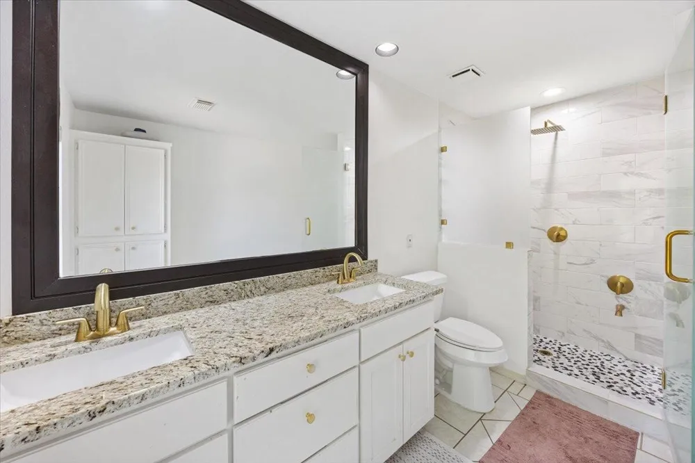 2400 Silverthorne Court Highland Village, TX 75077