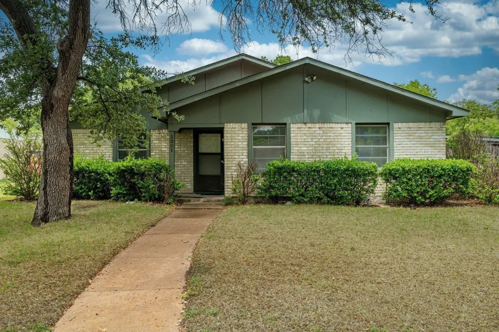 1201 Whitehall Drive Plano, TX 75023