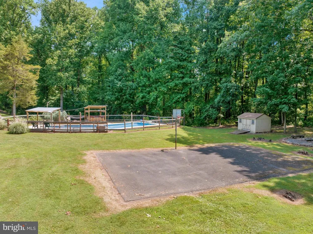 505 WESTLEY Mohnton, PA 19540