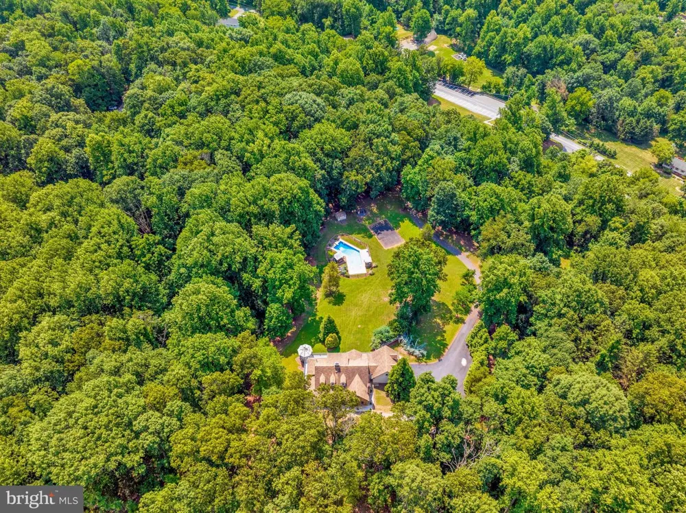 505 WESTLEY Mohnton, PA 19540