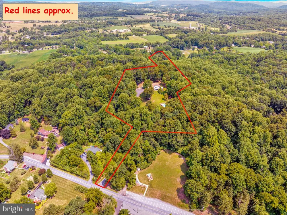 505 WESTLEY Mohnton, PA 19540