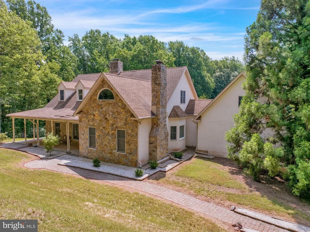 505 WESTLEY Mohnton, PA 19540