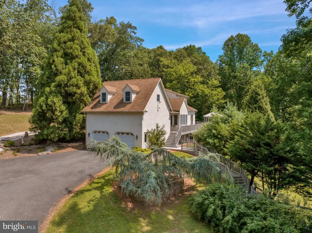 505 WESTLEY Mohnton, PA 19540