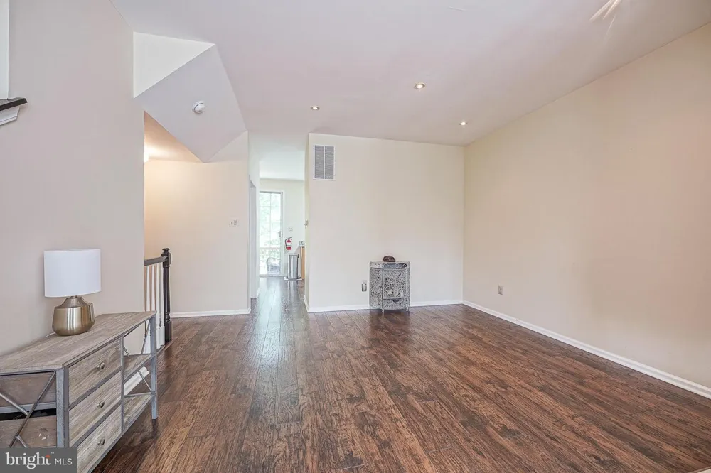 7503 JUNIPER LANE Palmyra, NJ 08065