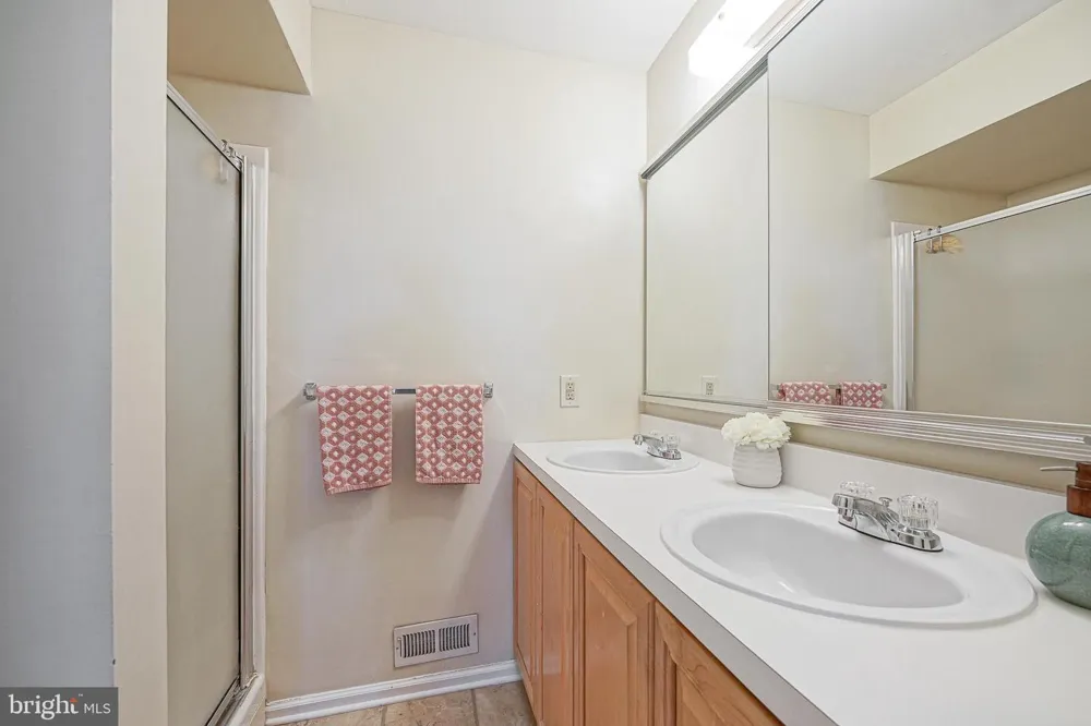 7503 JUNIPER LANE Palmyra, NJ 08065