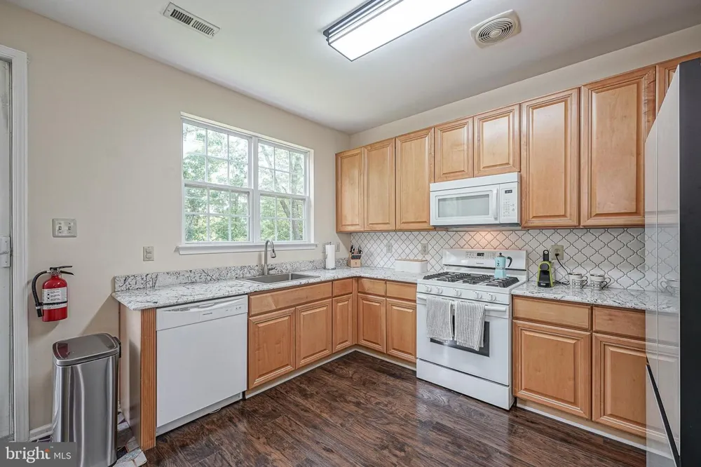 7503 JUNIPER LANE Palmyra, NJ 08065