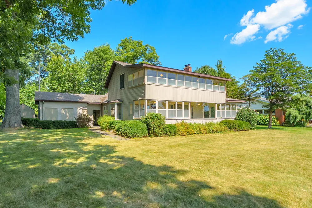 130 Waupakisco Beach Battle Creek, MI 49015