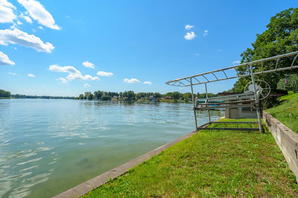 130 Waupakisco Beach Battle Creek, MI 49015