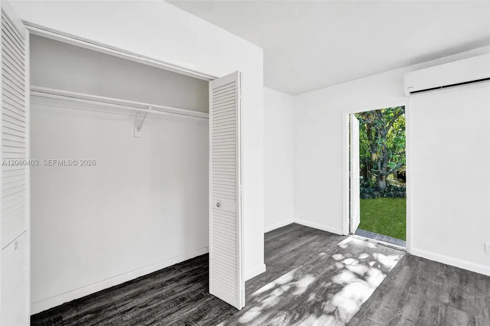 1516 NW 6th Ave Fort Lauderdale, FL 33311