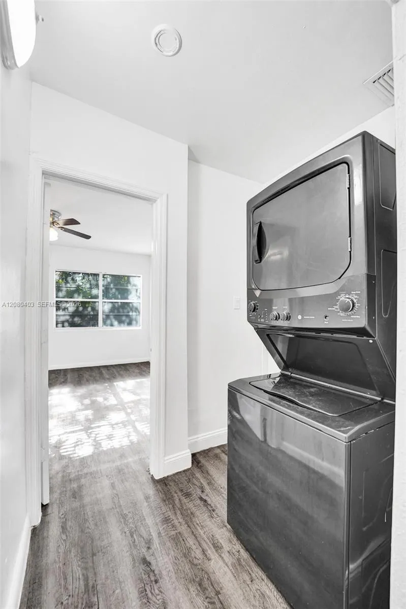 1516 NW 6th Ave Fort Lauderdale, FL 33311