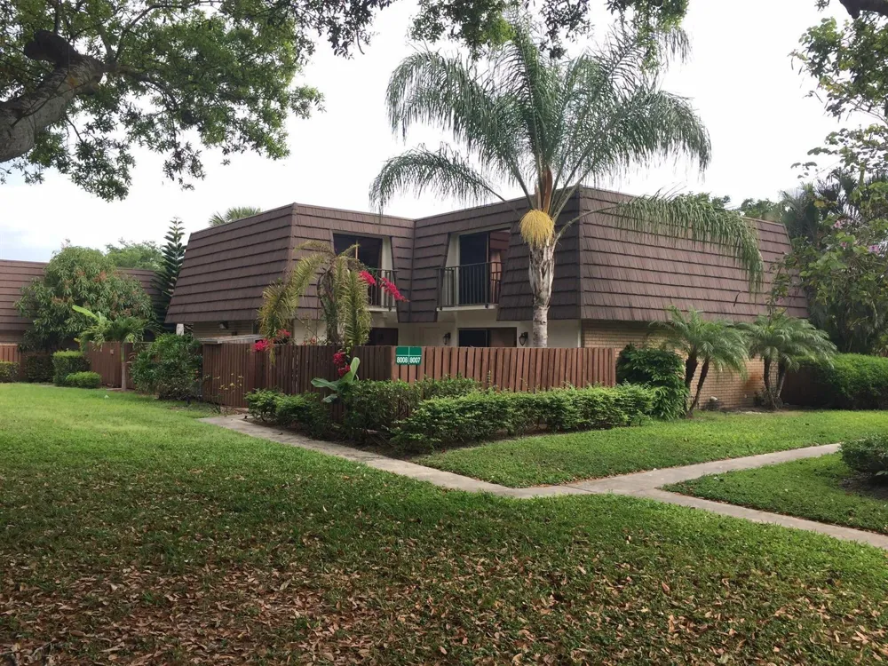 8008 80TH WAY West Palm Beach, FL 33407