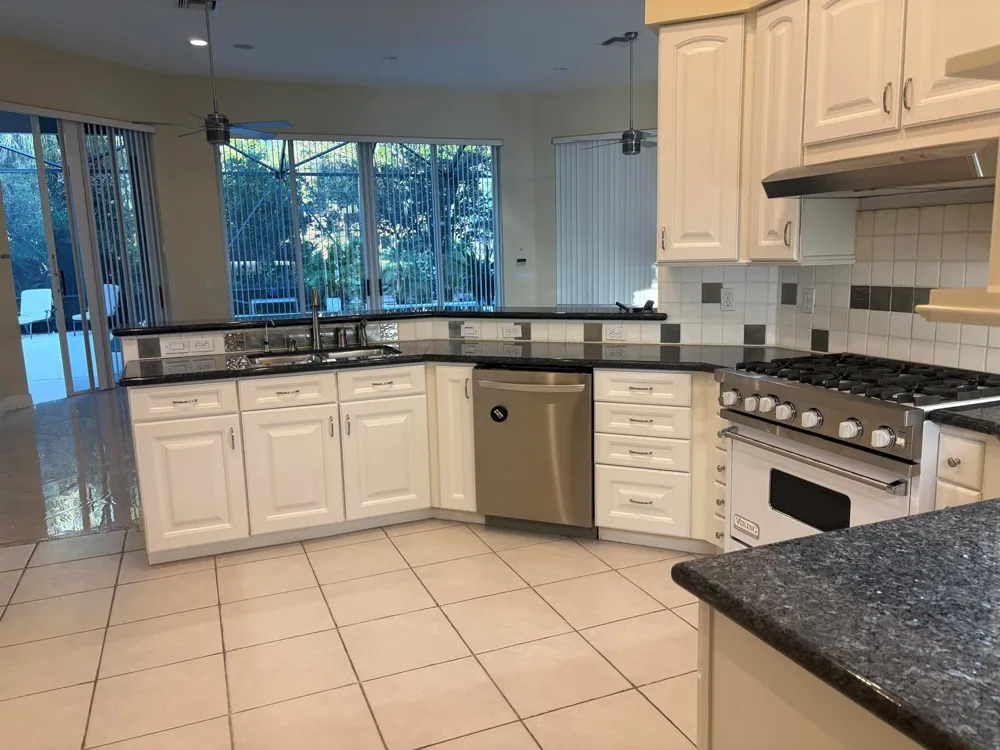 8828 BALLY BUNION ROAD Port St. Lucie, FL 34986