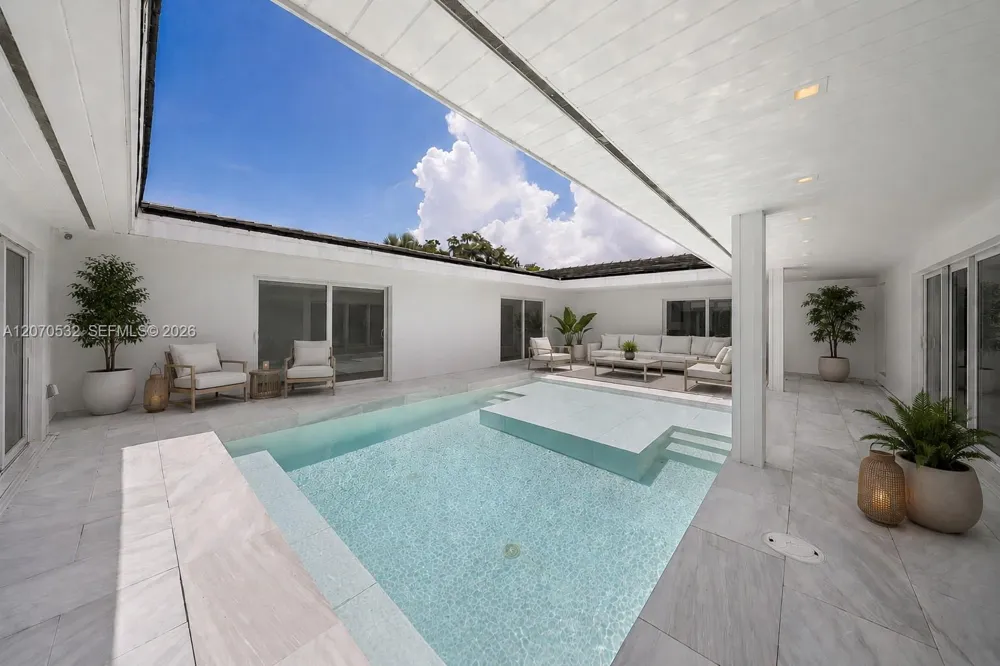 4001 Monserrate St Coral Gables, FL 33146
