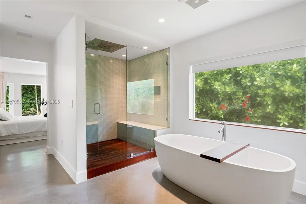4001 Monserrate St Coral Gables, FL 33146