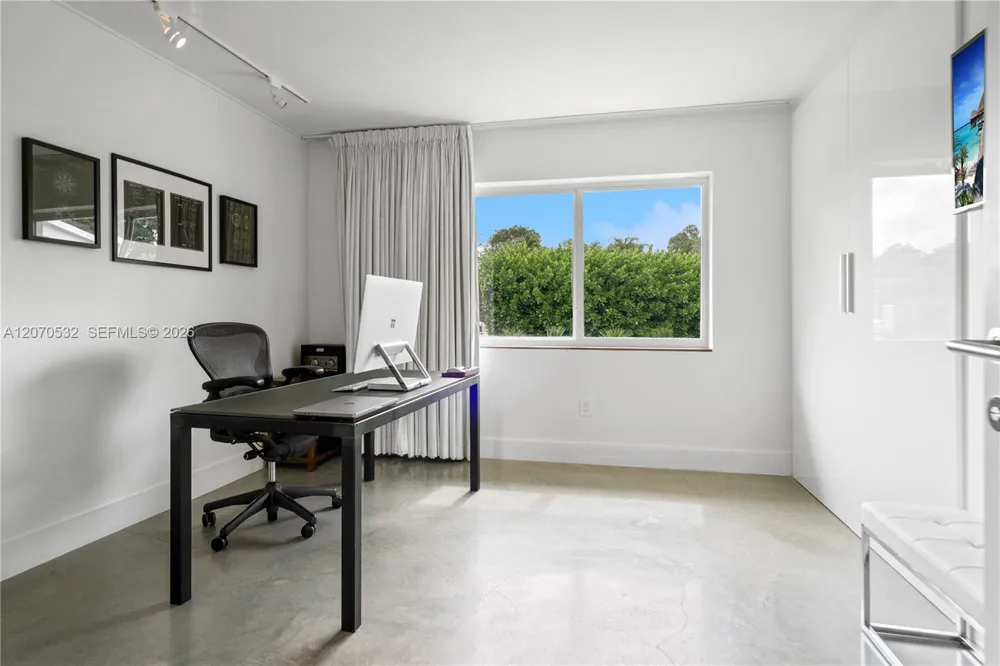 4001 Monserrate St Coral Gables, FL 33146