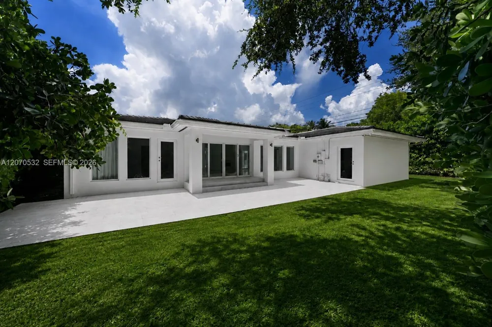 4001 Monserrate St Coral Gables, FL 33146