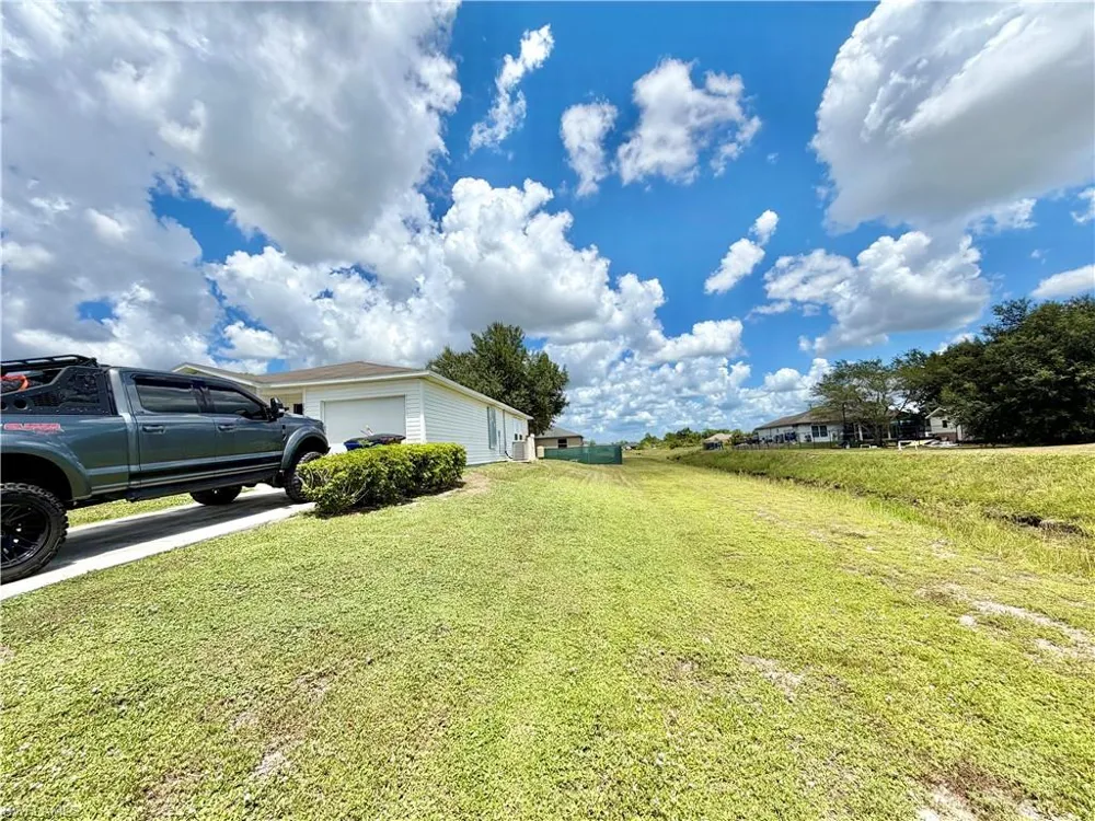 2800 26th Street SW Lehigh Acres, FL 33976