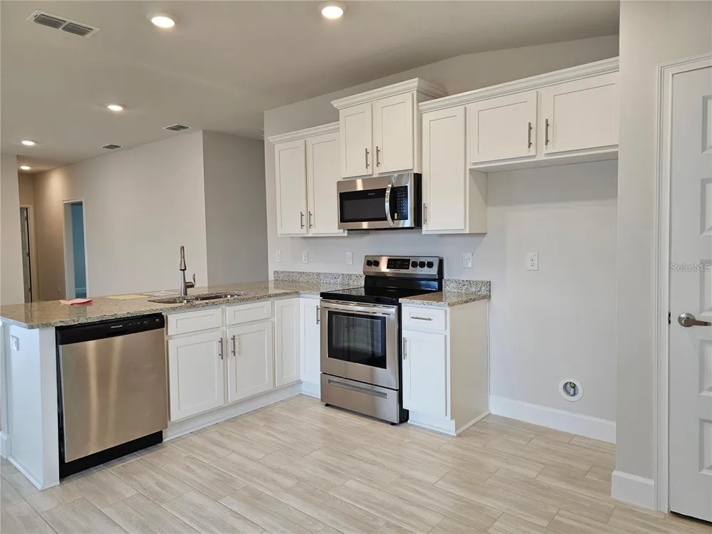 36109 TRINITY GLADE ROAD Dade City, FL 33525
