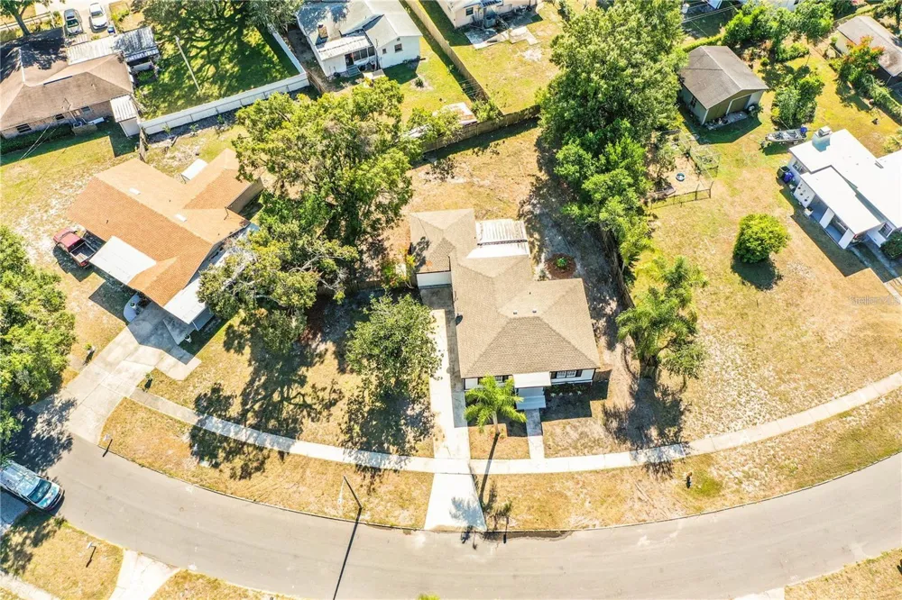 1851 E ELM ROAD Lakeland, FL 33801