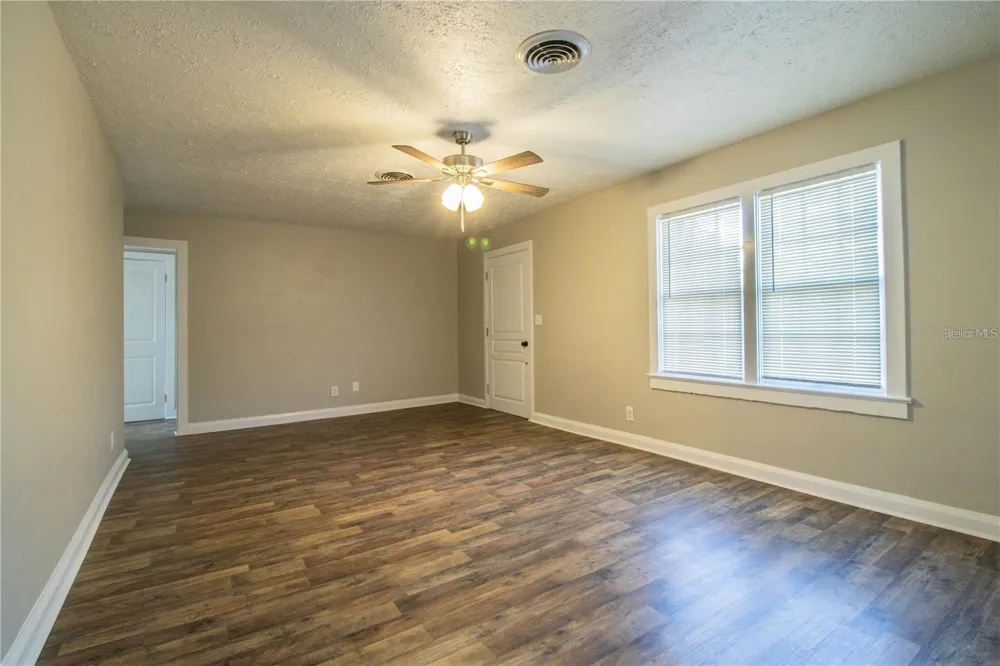1851 E ELM ROAD Lakeland, FL 33801