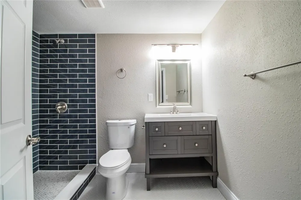 1851 E ELM ROAD Lakeland, FL 33801