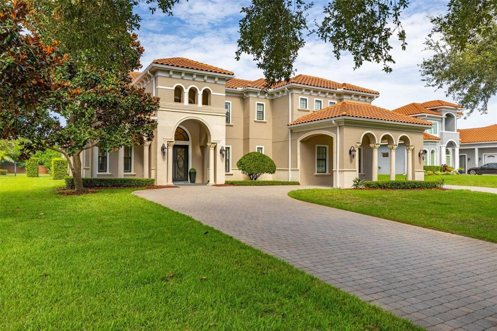 5526 MARLEON DRIVE Windermere, FL 34786
