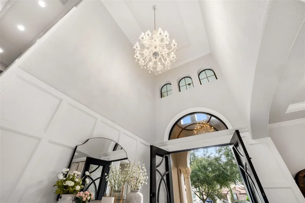 5526 MARLEON DRIVE Windermere, FL 34786