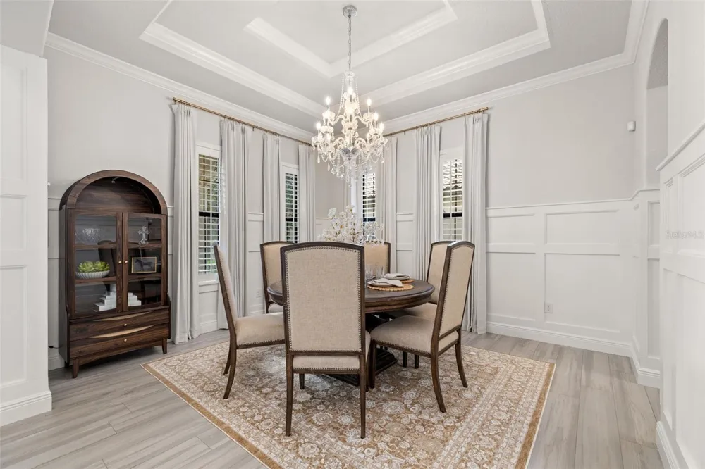5526 MARLEON DRIVE Windermere, FL 34786
