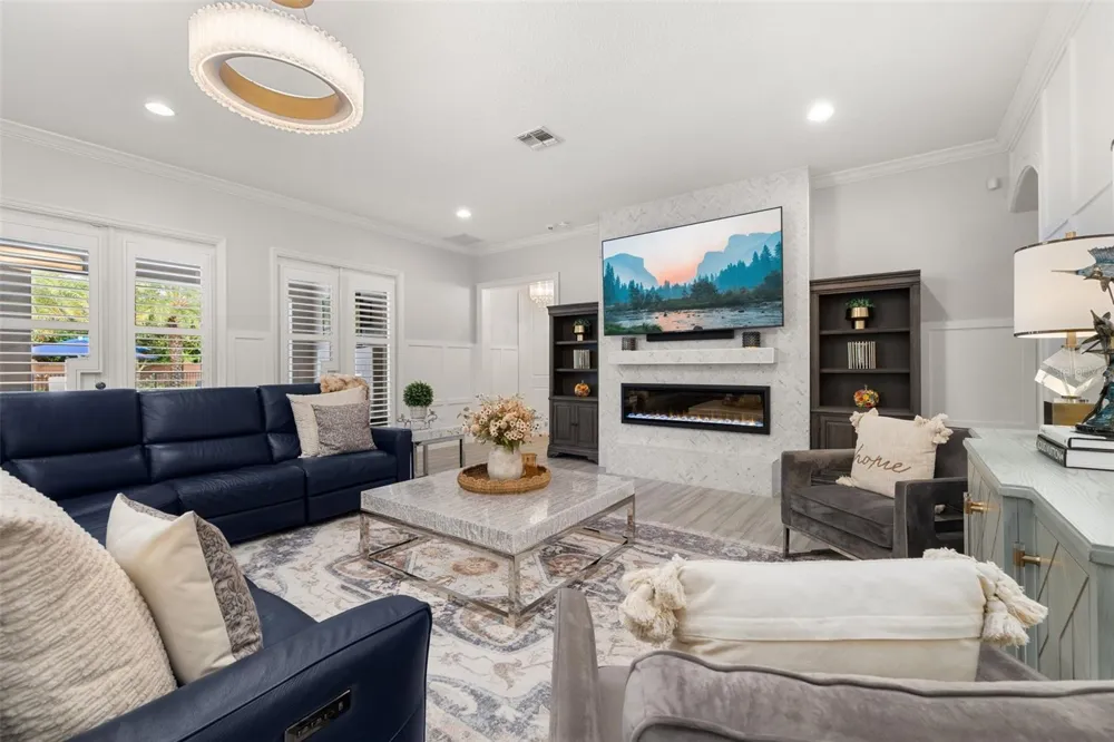 5526 MARLEON DRIVE Windermere, FL 34786