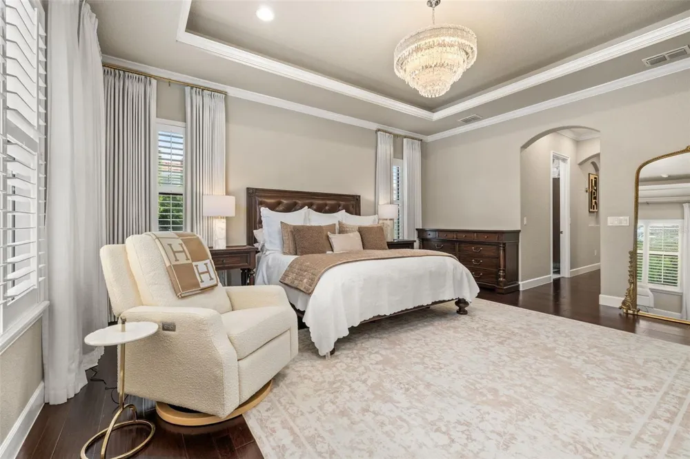 5526 MARLEON DRIVE Windermere, FL 34786