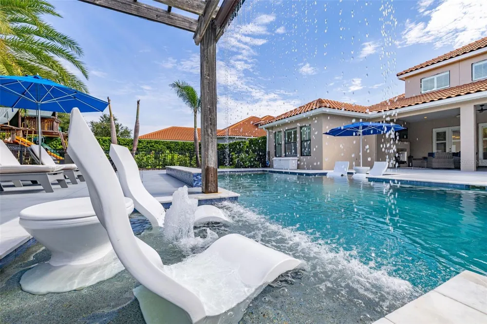 5526 MARLEON DRIVE Windermere, FL 34786