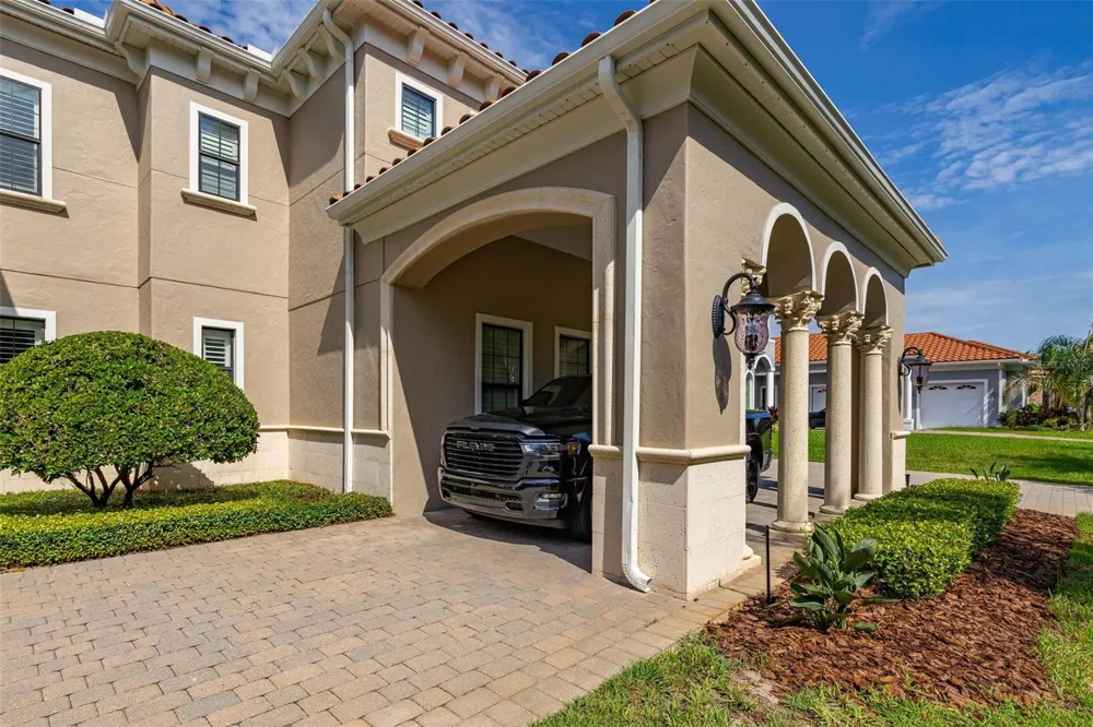 5526 MARLEON DRIVE Windermere, FL 34786