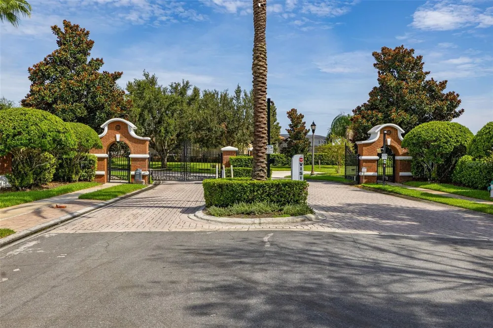 5526 MARLEON DRIVE Windermere, FL 34786