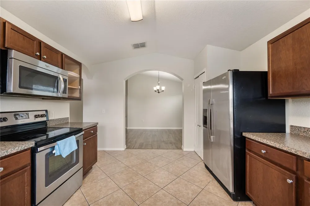 7019 HEATHERBROOK DRIVE Lakeland, FL 33809