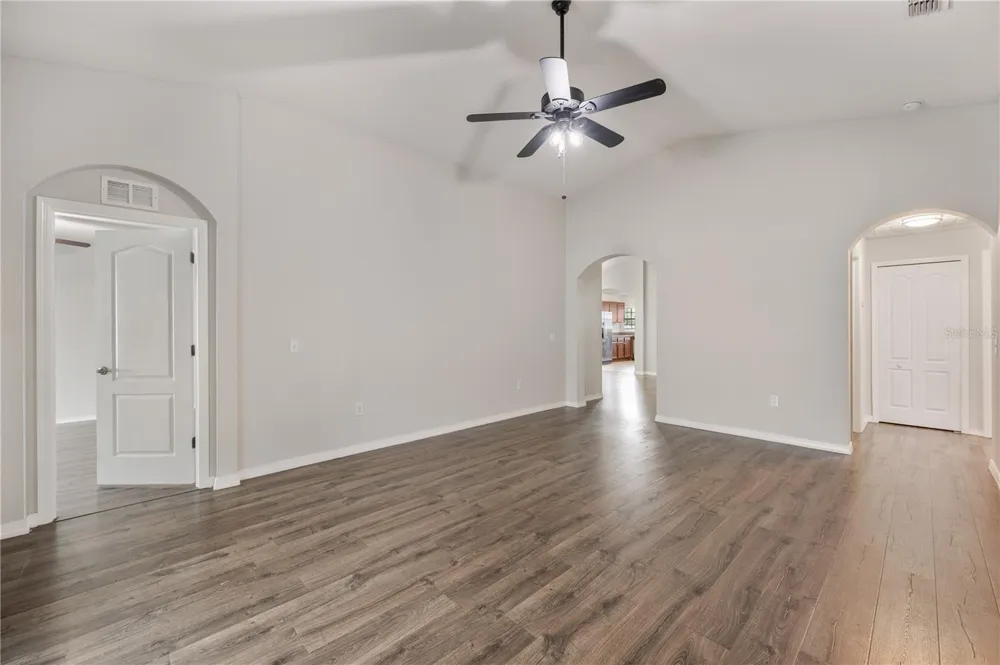 7019 HEATHERBROOK DRIVE Lakeland, FL 33809