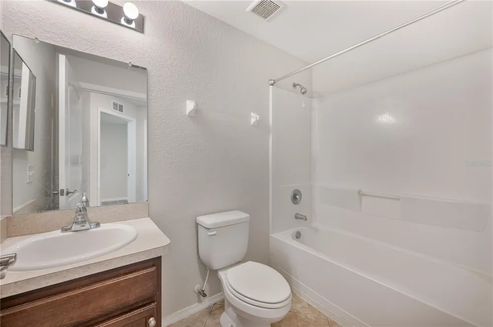 7019 HEATHERBROOK DRIVE Lakeland, FL 33809