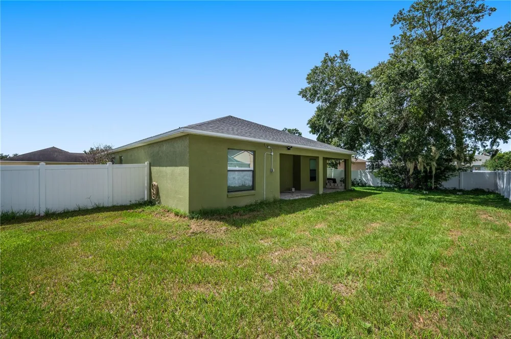 7019 HEATHERBROOK DRIVE Lakeland, FL 33809