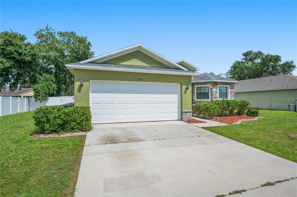 7019 HEATHERBROOK DRIVE Lakeland, FL 33809