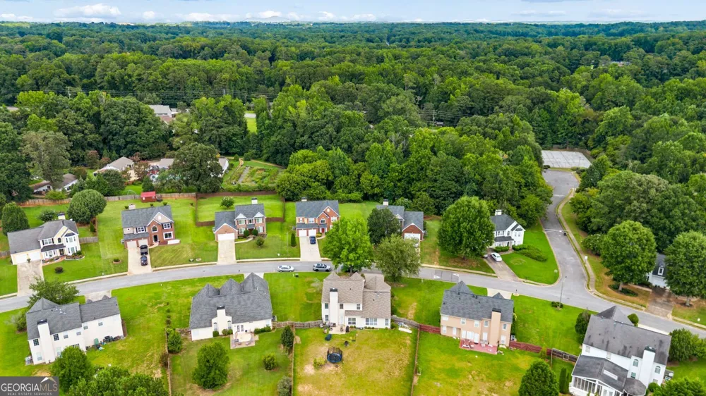5076 Huntcrest DR SW Mableton, GA 30126