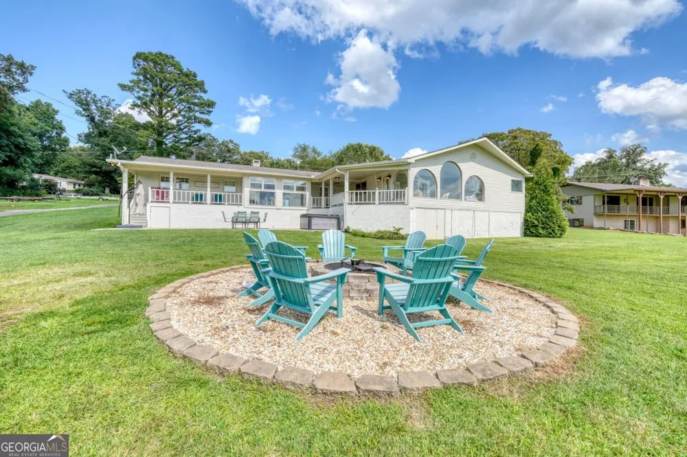 787 Hiawassee Estates DR Hiawassee, GA 30546