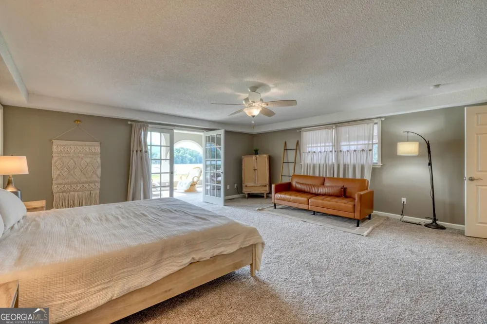 787 Hiawassee Estates DR Hiawassee, GA 30546
