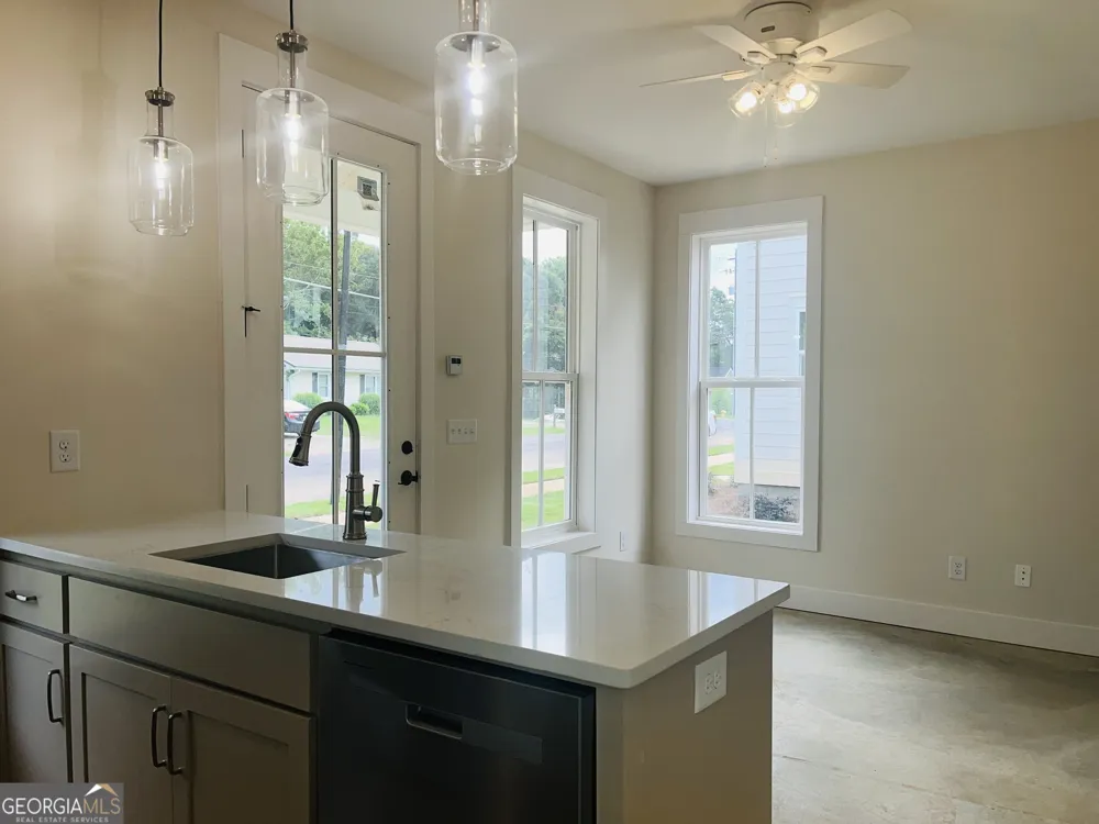 107 Gardenia LN LaGrange, GA 30240