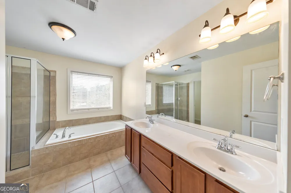 44 Magnolia PKWY Hampton, GA 30228