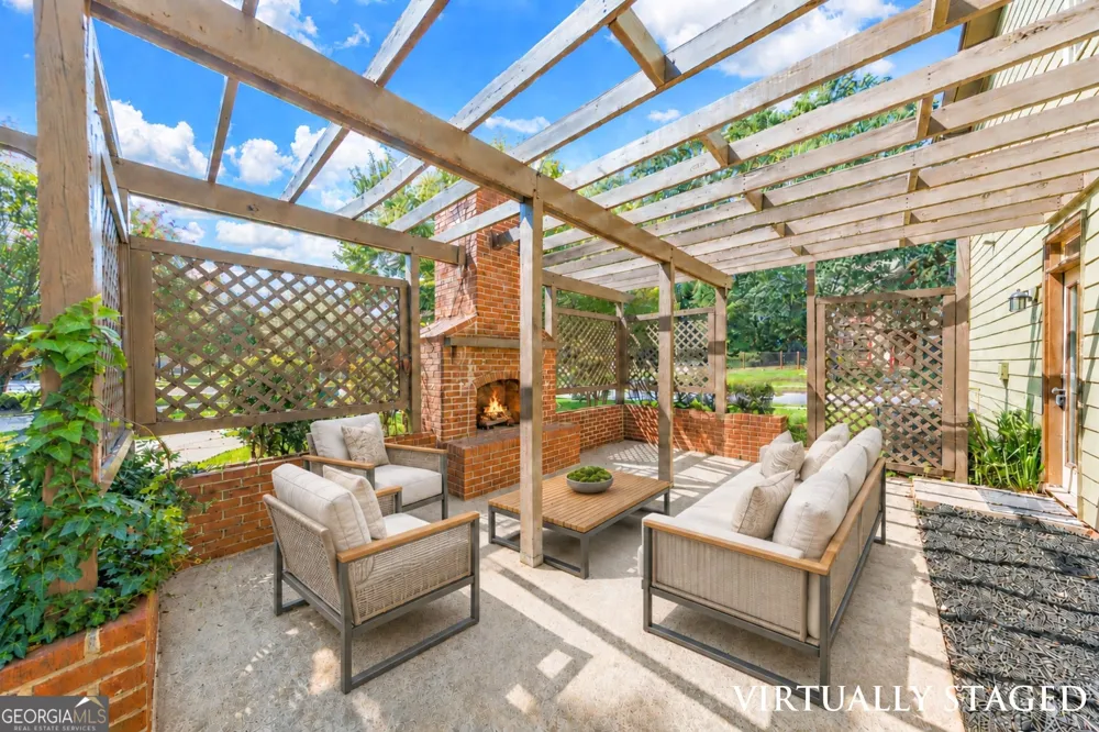 44 Magnolia PKWY Hampton, GA 30228