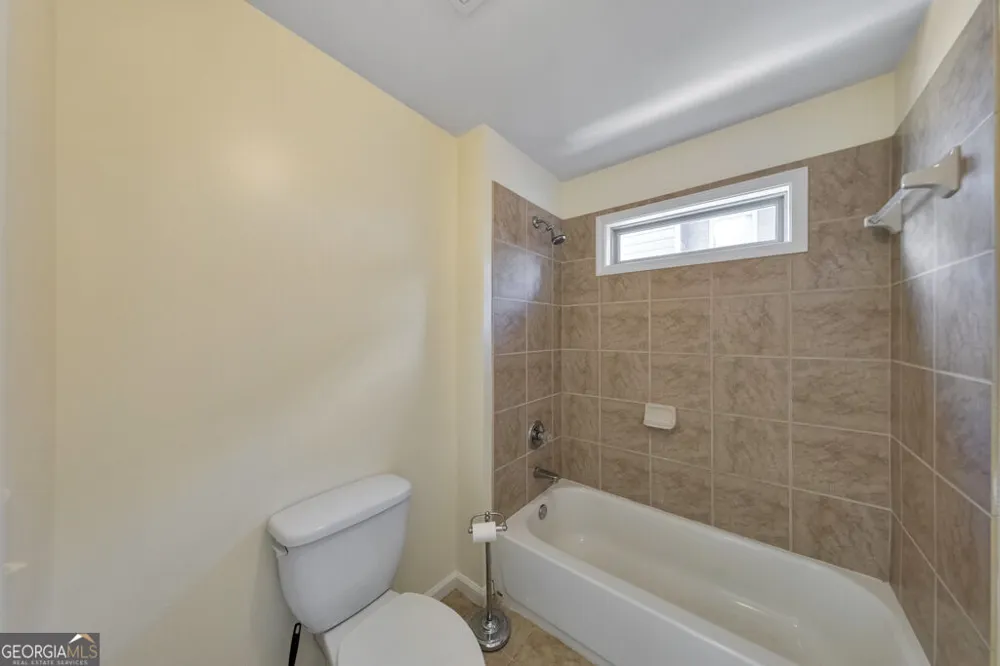 44 Magnolia PKWY Hampton, GA 30228
