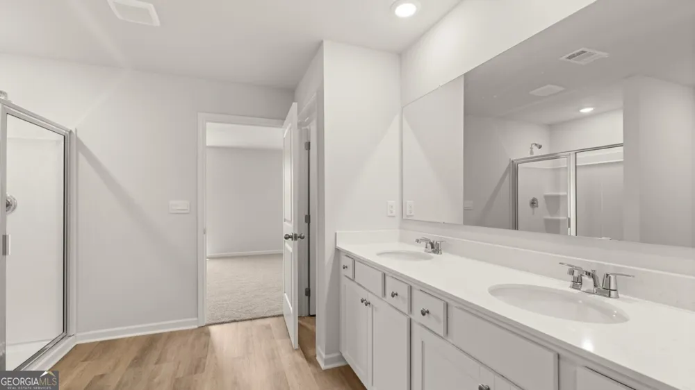 149 King VLG Braselton, GA 30517